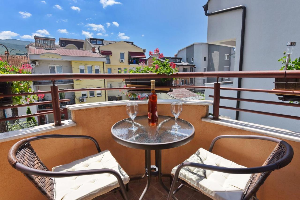 Si Apartments Ohrid With Free Parking Exterior foto